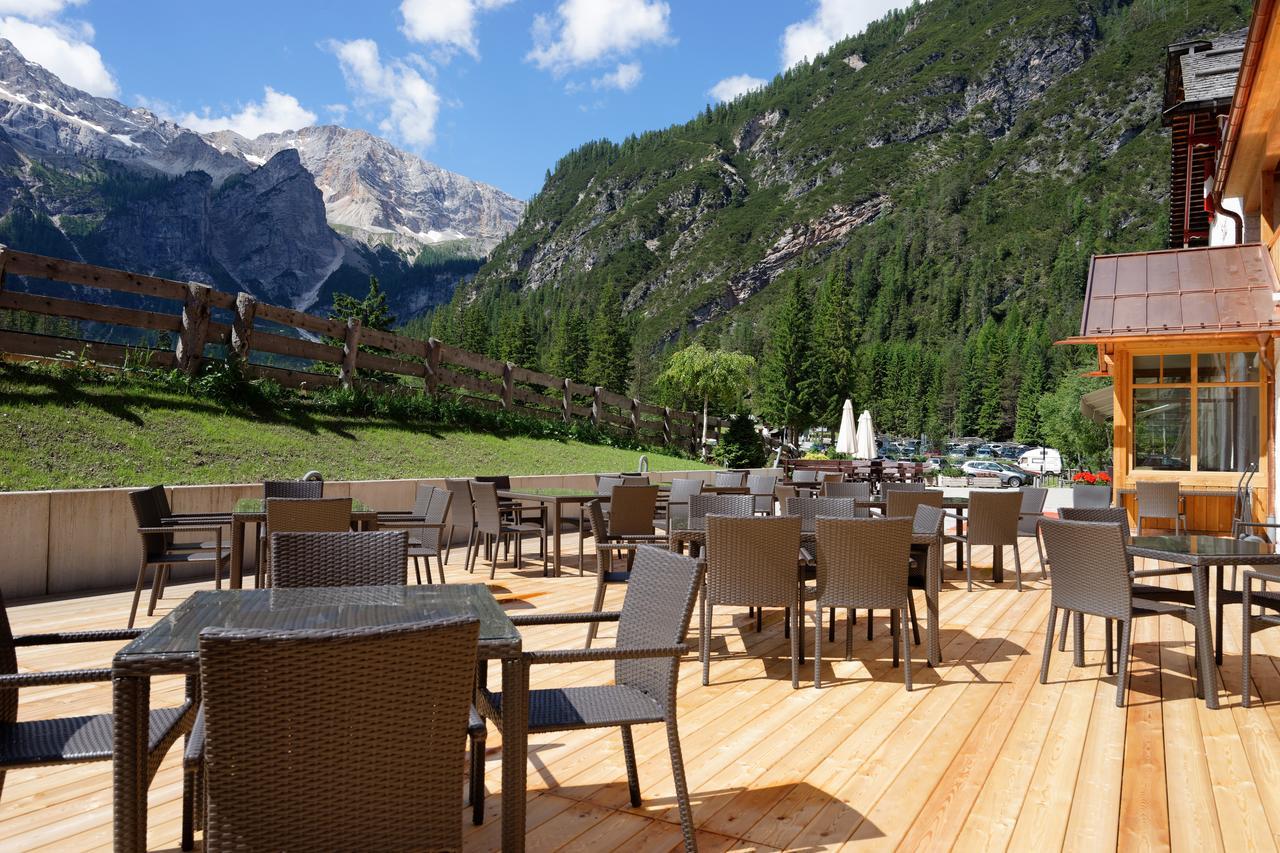 Alpin Natur Hotel Brueckele Braies  Exterior photo